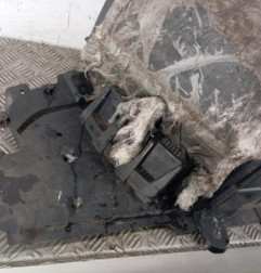 Pare boue avant droit RENAULT KADJAR Photo n°4