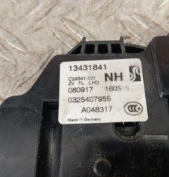 Serrure avant gauche OPEL CORSA E Photo n°4