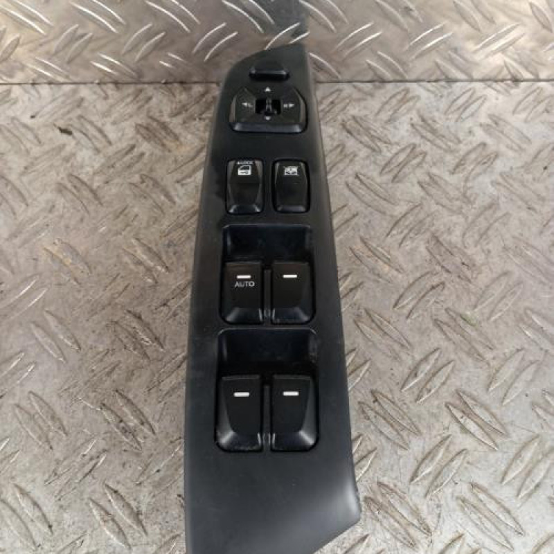 Interrupteur de leve vitre avant gauche HYUNDAI IX 35