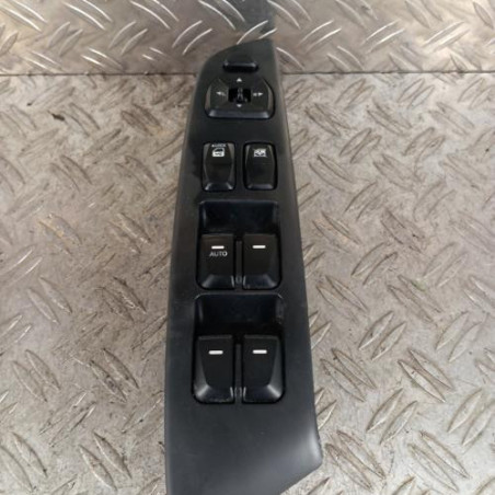 Interrupteur de leve vitre avant gauche HYUNDAI IX 35 Photo n°1