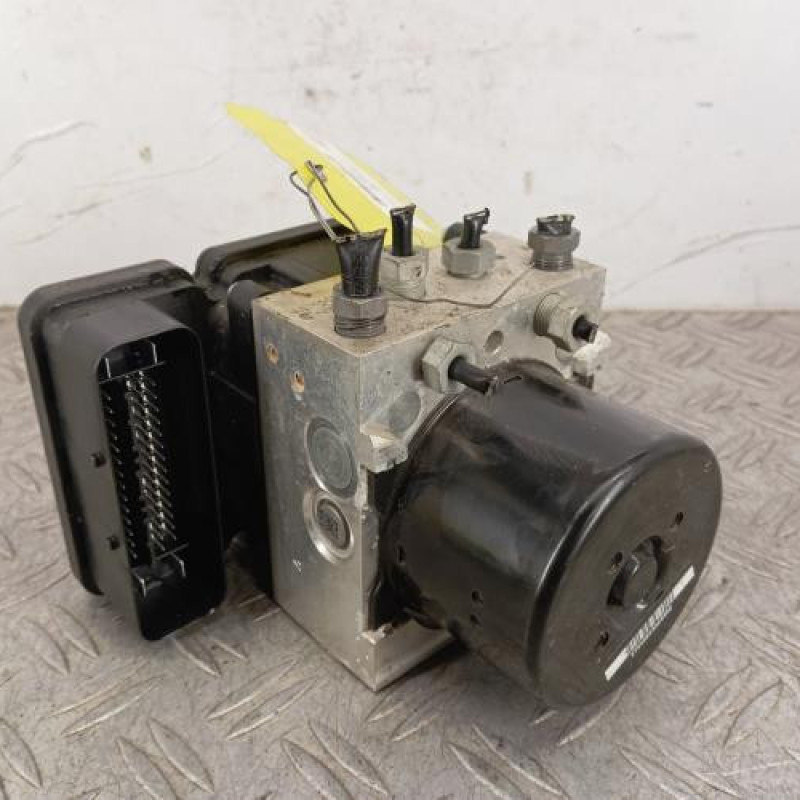 Bloc ABS (freins anti-blocage) VOLVO XC 60 1 Bloc ABS (freins anti-blocage) VOLVO XC 60 1