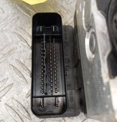 Bloc ABS (freins anti-blocage) VOLVO XC 60 1 Photo n°6