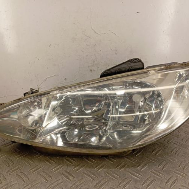 Optique avant principal gauche (feux)(phare) PEUGEOT 206