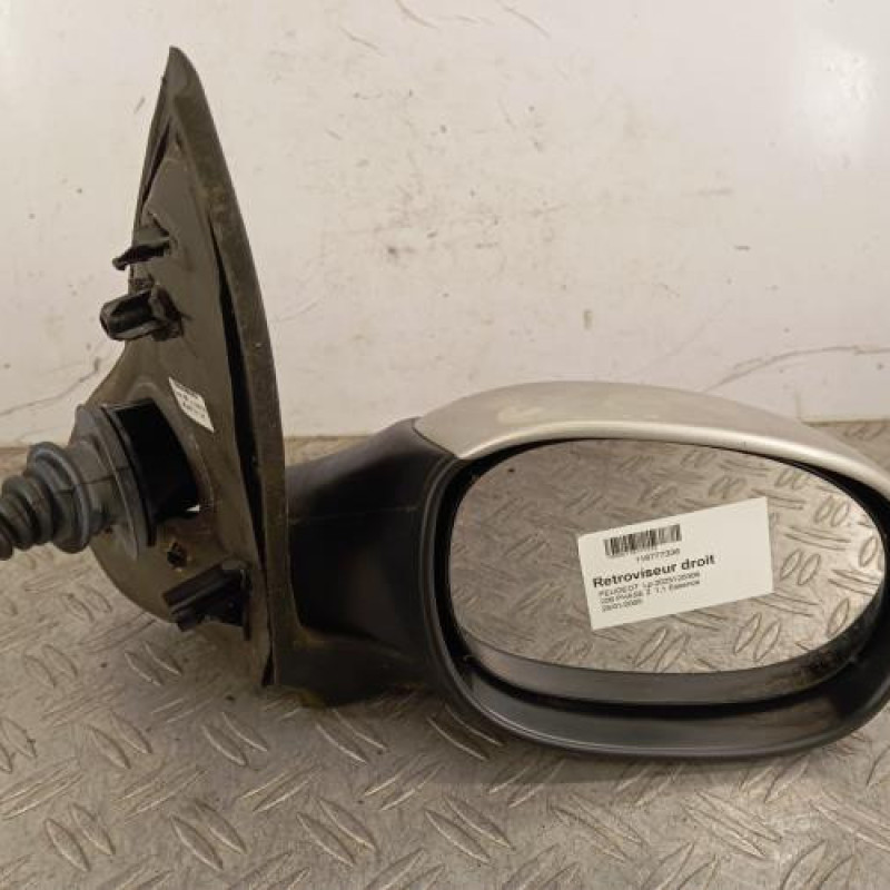 Retroviseur droit PEUGEOT 206