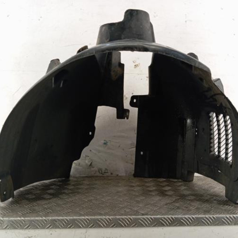 Pare boue avant droit PEUGEOT 308 2