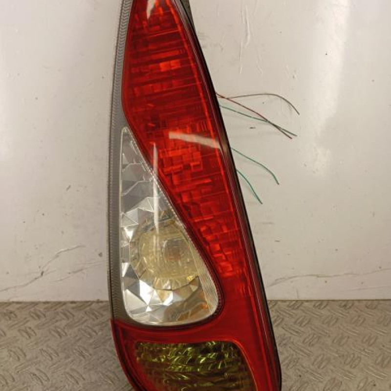 Feu arriere principal gauche (feux) TOYOTA YARIS VERSO