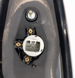 Feu arriere principal gauche (feux) TOYOTA YARIS VERSO Photo n°4