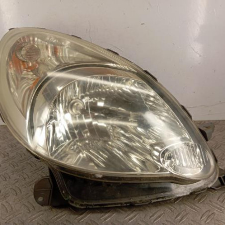 Optique avant principal droit (feux)(phare) TOYOTA YARIS VERSO Photo n°1