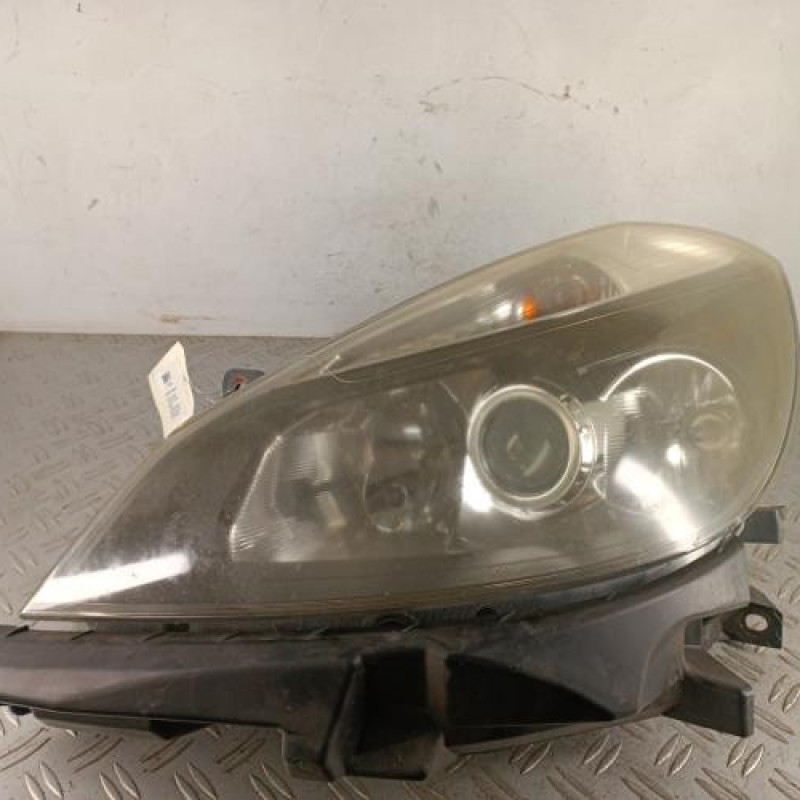 Optique avant principal gauche (feux)(phare) RENAULT CLIO 3