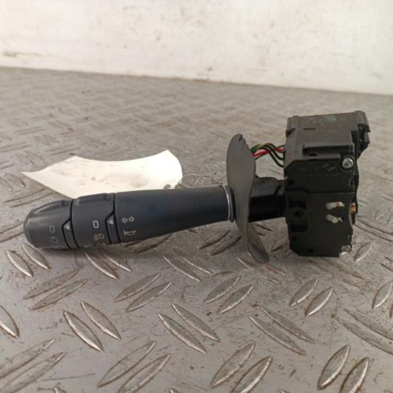 Commodo phare RENAULT CLIO 2 Commodo phare RENAULT CLIO 2