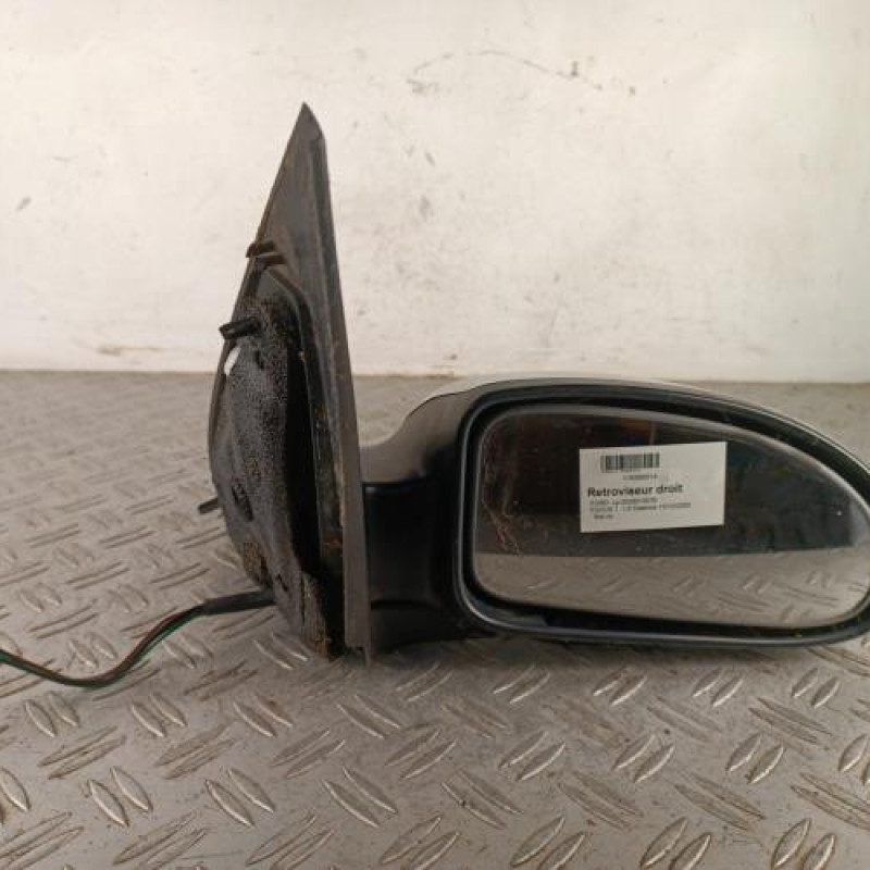 Retroviseur droit FORD FOCUS 1