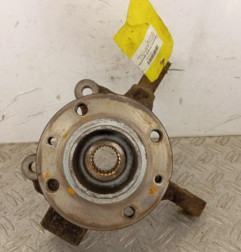 Moyeu avant gauche RENAULT CLIO 3 Photo n°1