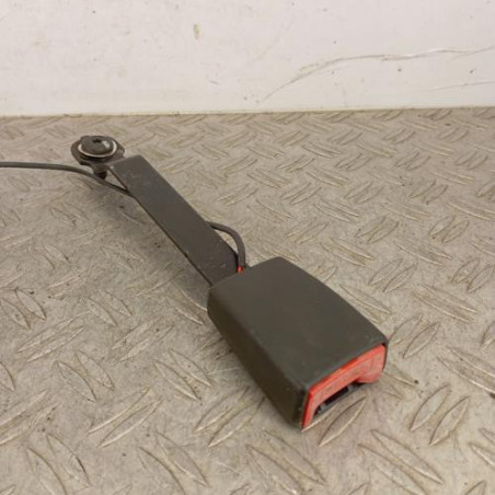 Attache ceinture avant gauche RENAULT CLIO 3 Photo n°1