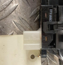 Interrupteur de leve vitre arriere droit RENAULT KADJAR Photo n°4