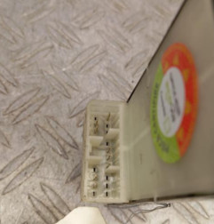 Interrupteur de leve vitre avant gauche SUZUKI SPLASH Photo n°3