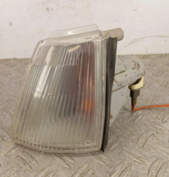 Optique avant secondaire gauche (feux)(clignotant) RENAULT CLIO 1 Photo n°1