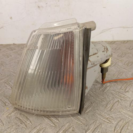 Optique avant secondaire gauche (feux)(clignotant) RENAULT CLIO 1 Photo n°1
