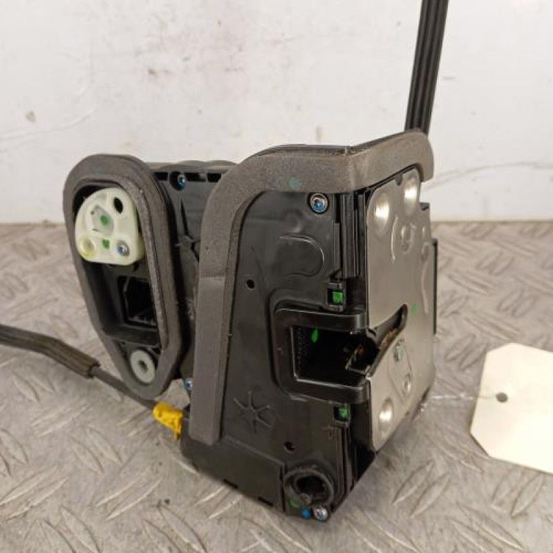 Serrure arriere droit OPEL ASTRA K Serrure arriere droit OPEL ASTRA K