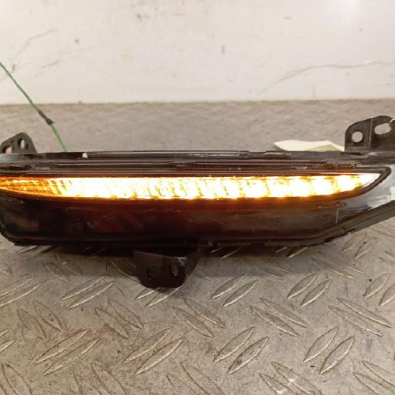 Optique avant secondaire droit (feux)(clignotant) PEUGEOT 308 2 SW