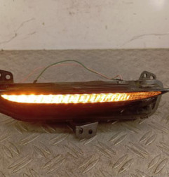 Optique avant secondaire gauche (feux)(clignotant) PEUGEOT 308 2 SW Photo n°1