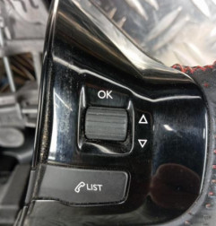 Volant PEUGEOT 308 2 SW Photo n°3