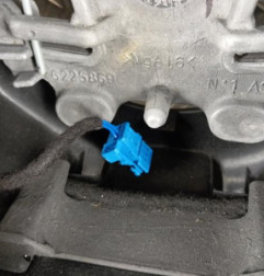 Volant PEUGEOT 308 2 SW Photo n°5