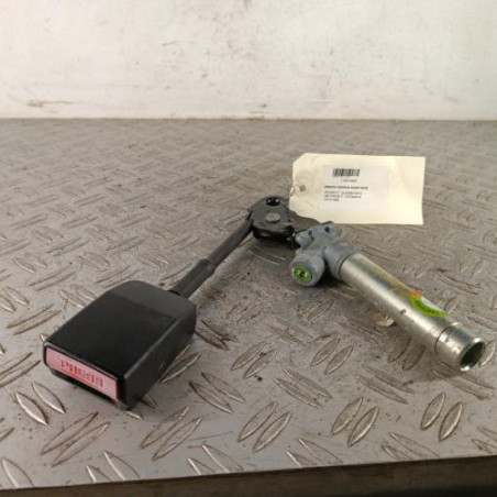 Attache ceinture avant droit PEUGEOT 306 Photo n°1