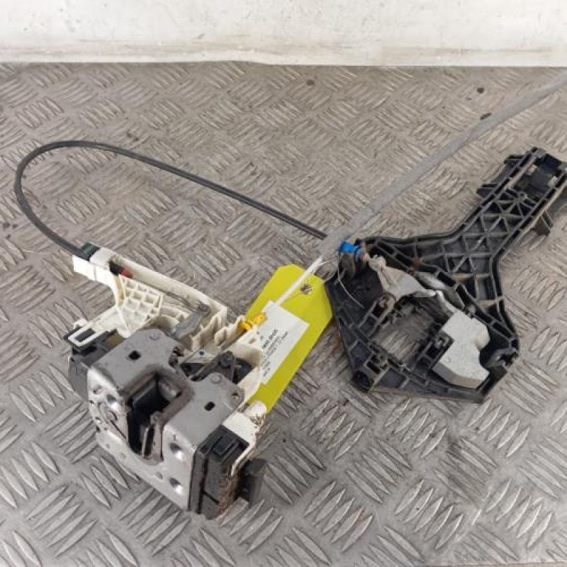 Serrure avant droit MERCEDES SPRINTER 2