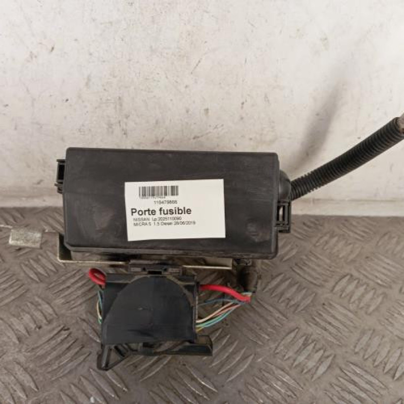 Porte fusible NISSAN MICRA 5 Porte fusible NISSAN MICRA 5