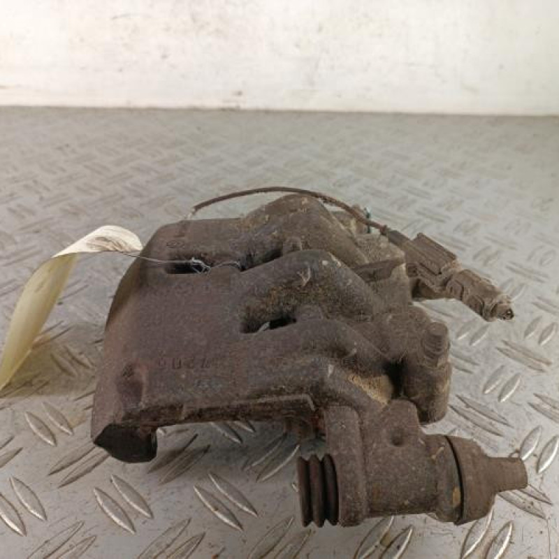 Etrier avant gauche (freinage) PEUGEOT BOXER 3