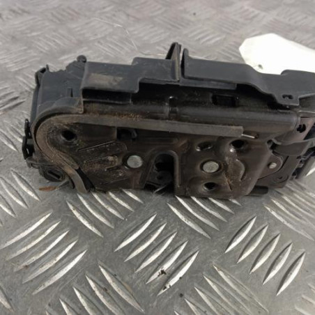 Serrure avant droit VOLKSWAGEN T-ROC Photo n°1