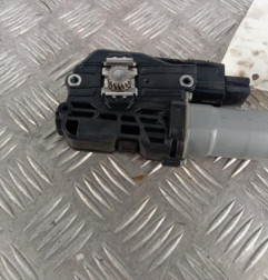 Moteur toit ouvrant VOLKSWAGEN T-ROC Photo n°1