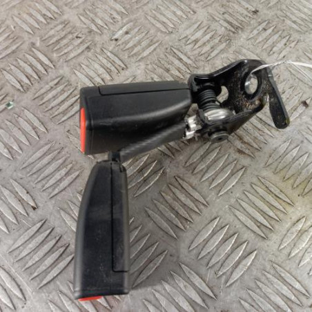 Attache ceinture arriere droit PEUGEOT 2008 1