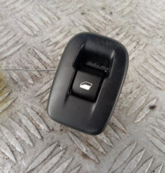 Interrupteur de leve vitre arriere gauche PEUGEOT 2008 1 Photo n°1