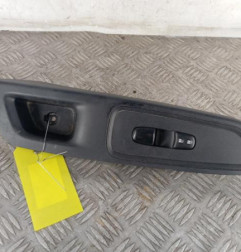 Interrupteur de leve vitre avant droit NISSAN MICRA 5 Photo n°1