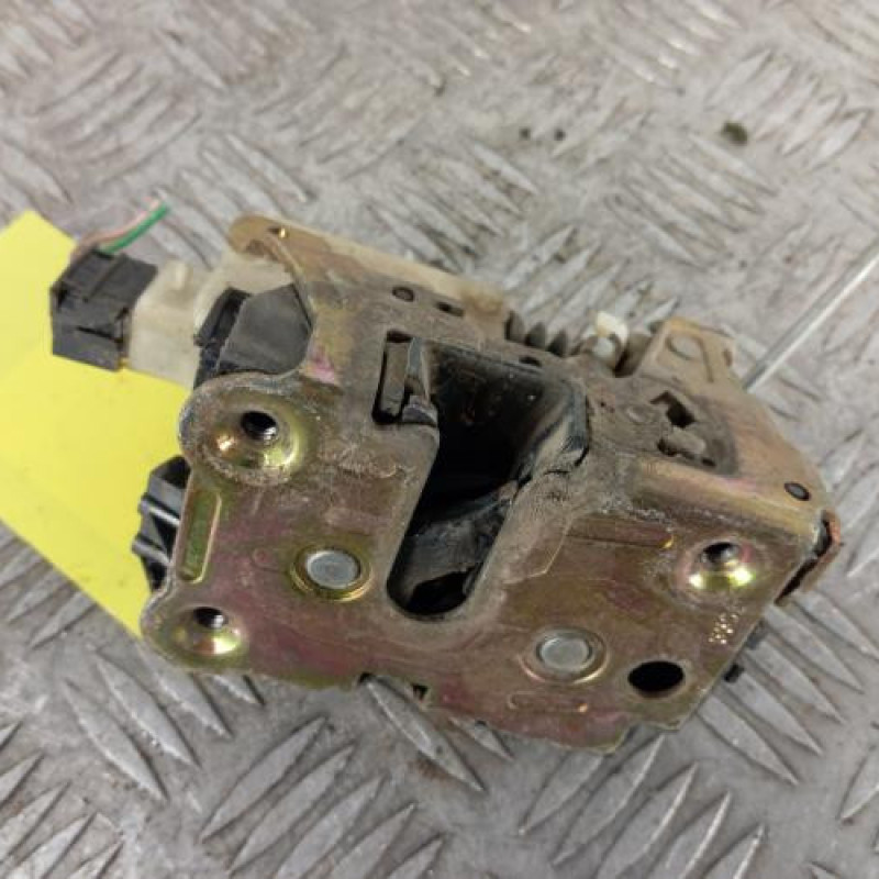 Serrure avant droit RENAULT KANGOO 1