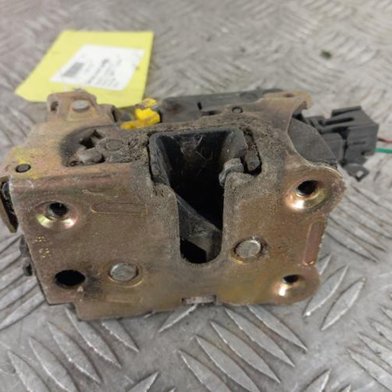 Serrure avant gauche RENAULT KANGOO 1