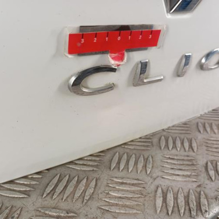 Malle/Hayon arriere RENAULT CLIO 3