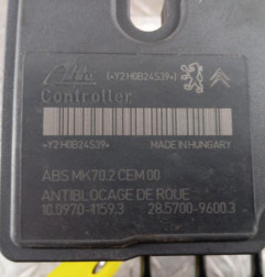 Bloc ABS (freins anti-blocage) PEUGEOT 207 Photo n°3