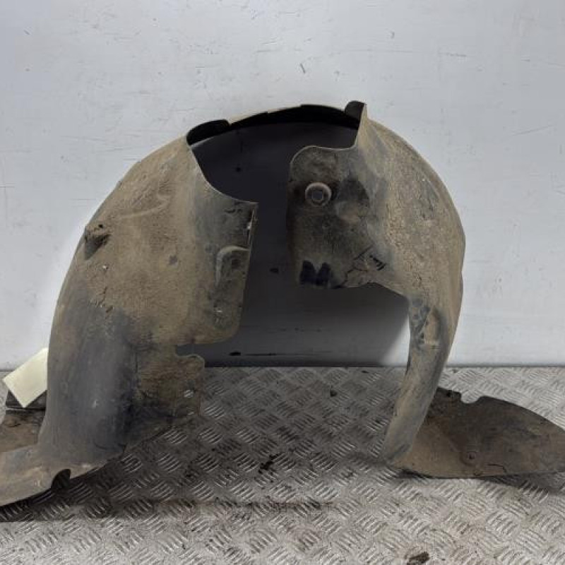 Pare boue avant gauche PEUGEOT 206