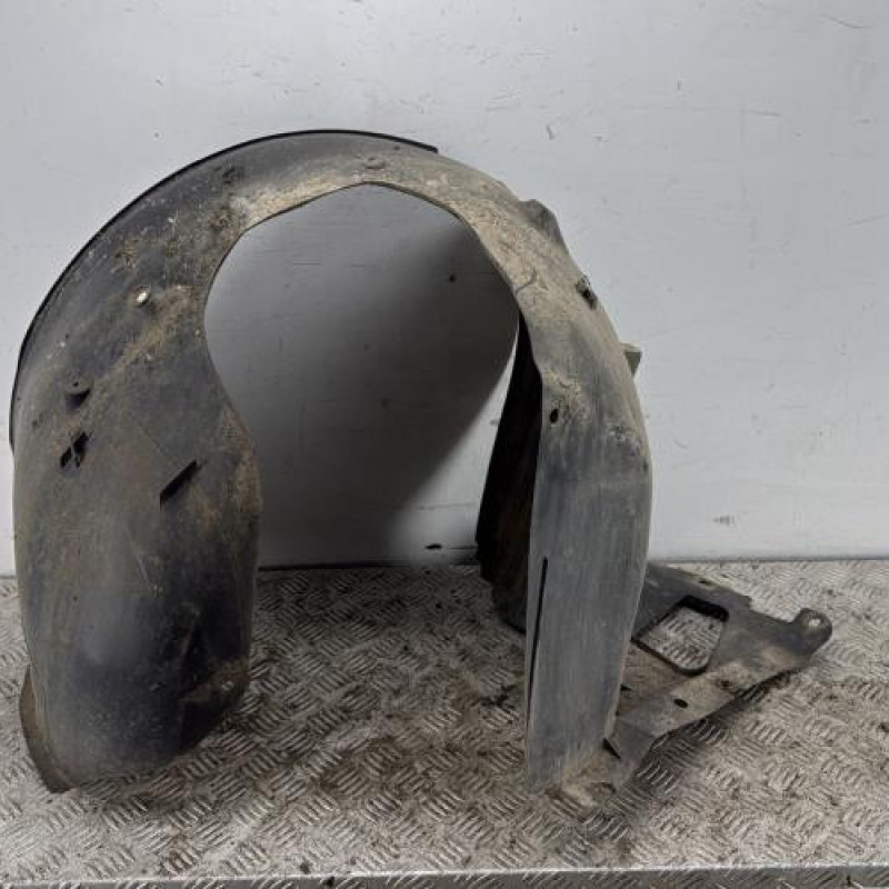 Pare boue avant gauche CITROEN C3 2