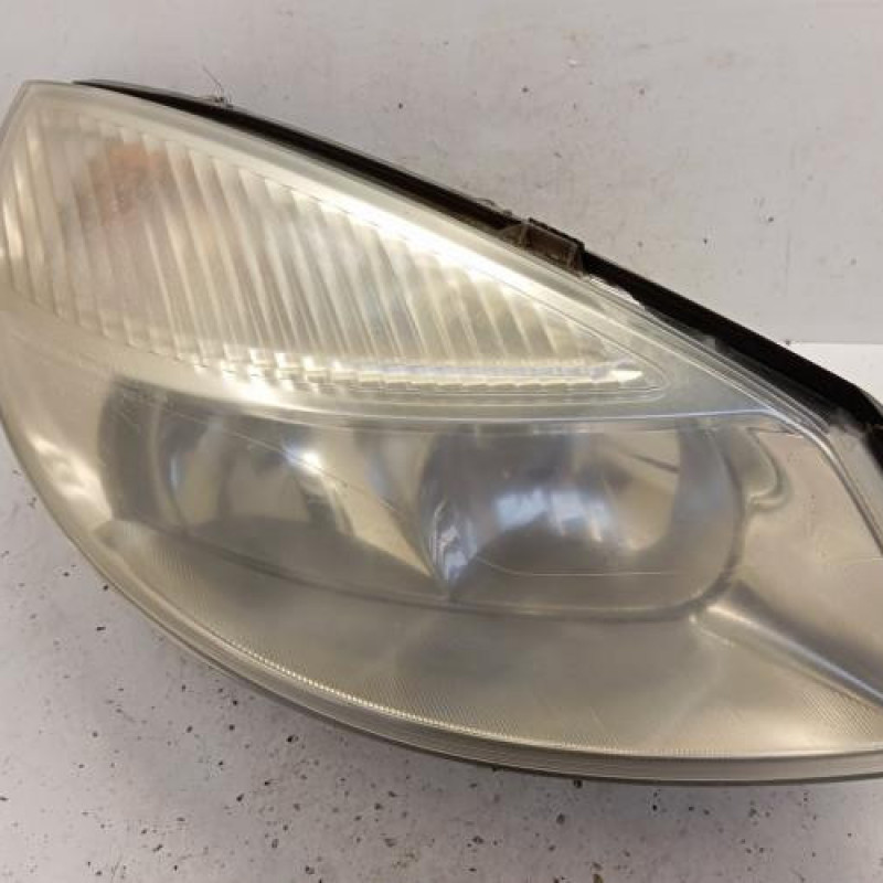 Optique avant principal droit (feux)(phare) RENAULT SCENIC 2