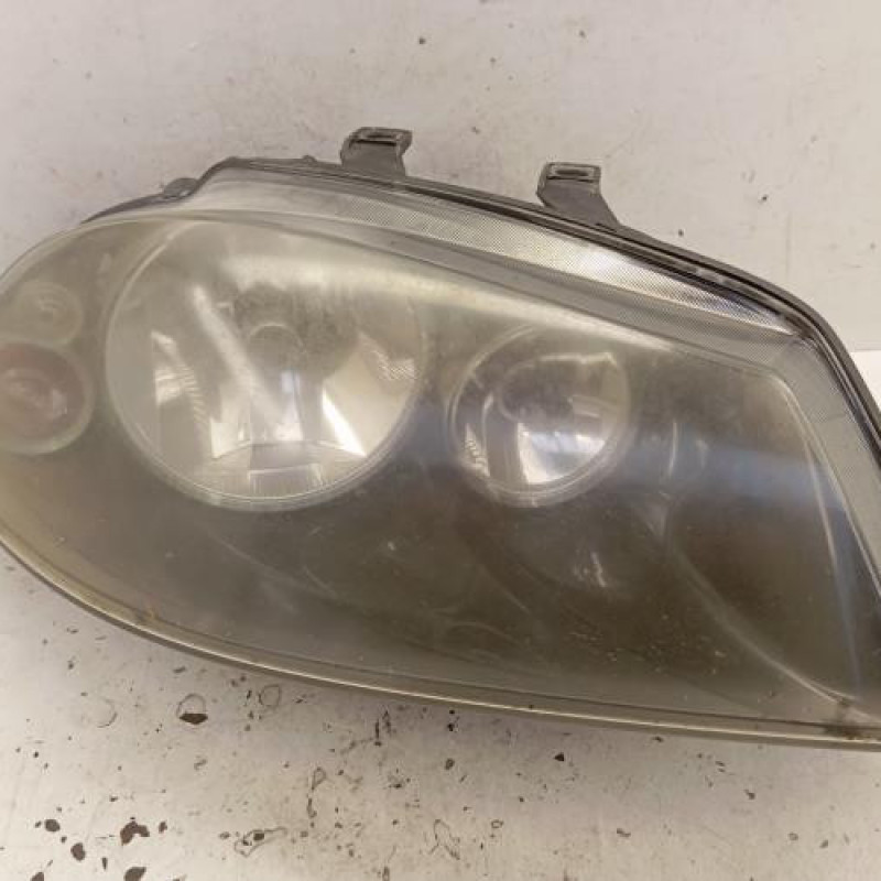 Optique avant principal droit (feux)(phare) SEAT IBIZA 3