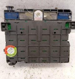 Boitier servitude moteur (BSM) PEUGEOT 206+ Photo n°3