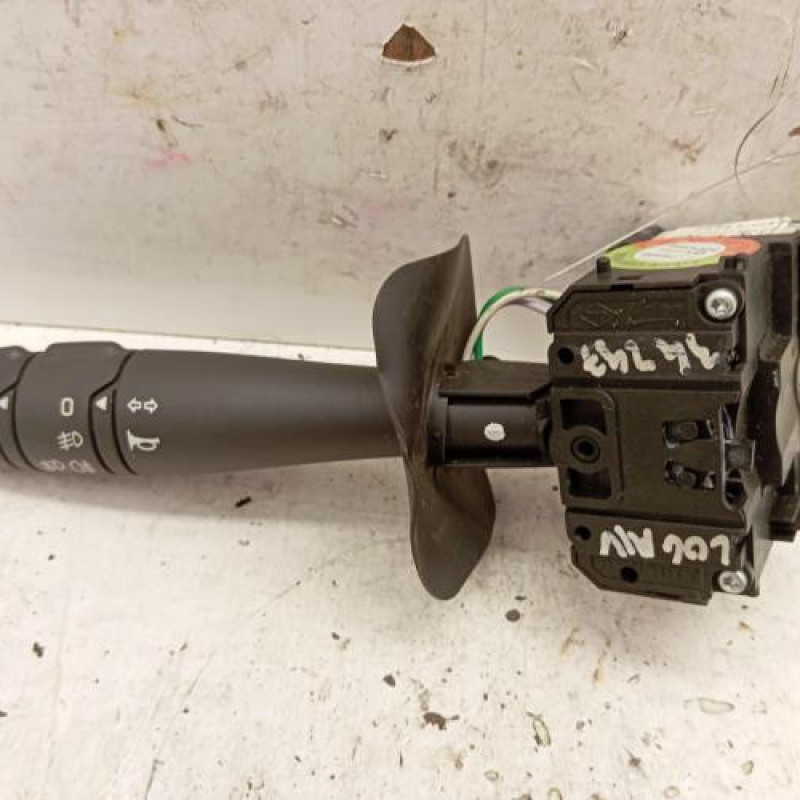 Commodo phare DACIA DUSTER 1