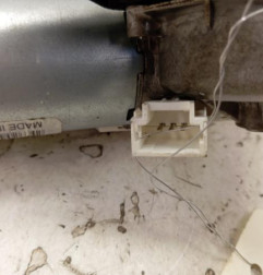 Moteur essuie glace arriere DACIA DUSTER 1 Photo n°3