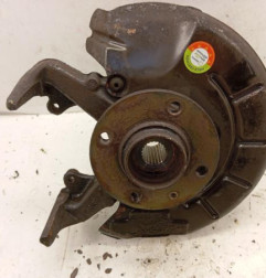 Moyeu avant gauche VOLKSWAGEN UP Photo n°1