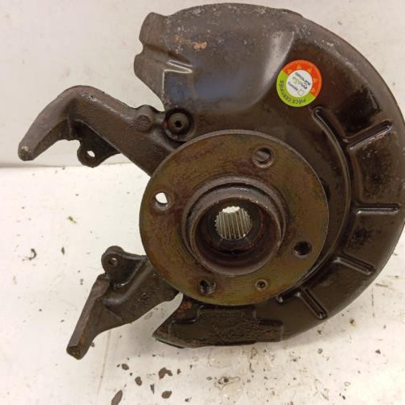 Moyeu avant gauche VOLKSWAGEN UP Moyeu avant gauche VOLKSWAGEN UP