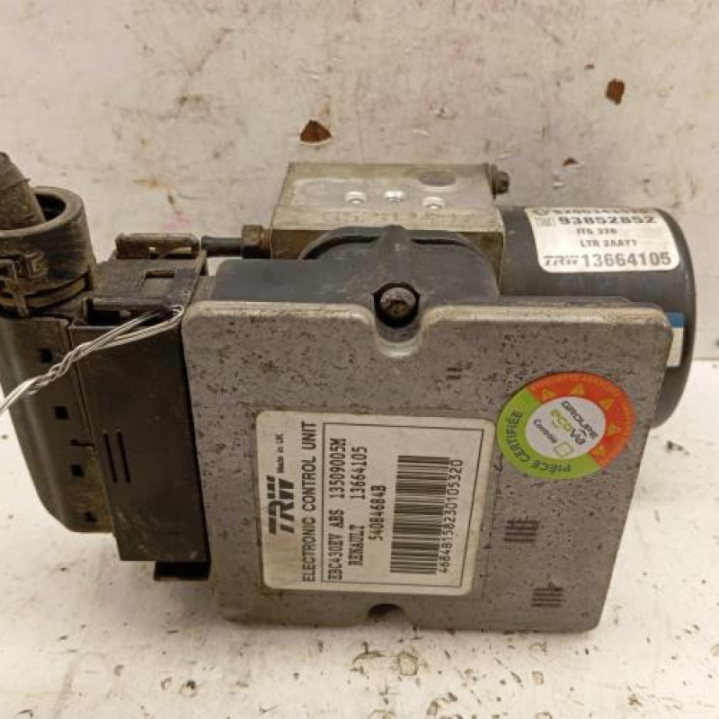 Bloc ABS (freins anti-blocage) RENAULT TRAFIC 2