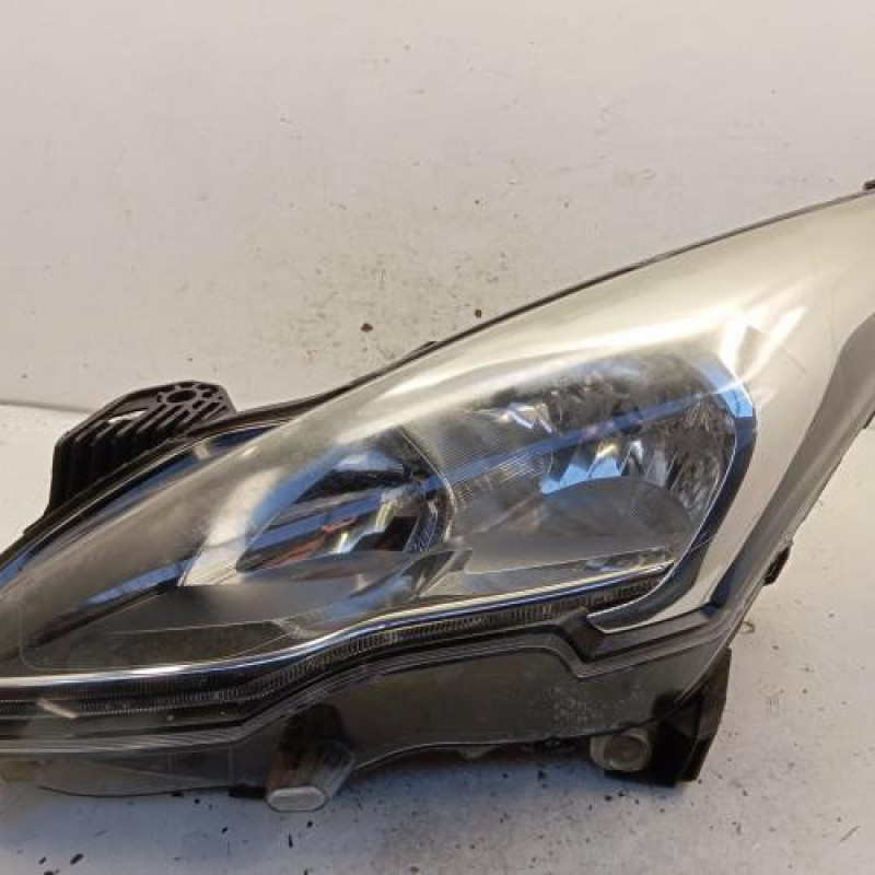 Optique avant principal gauche (feux)(phare) PEUGEOT 5008 1